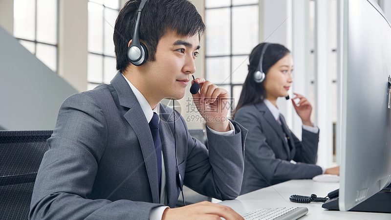 头部管理咨询公司：揭秘其优缺点背后的行业逻辑